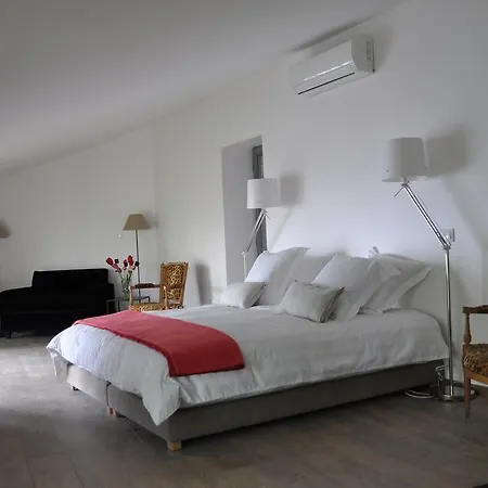 Bed and breakfast Le Jardin De Beauvoir 4*
