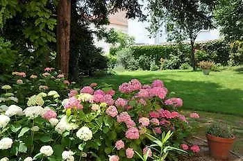 Le Jardin De Beauvoir Bed and breakfast Lyon